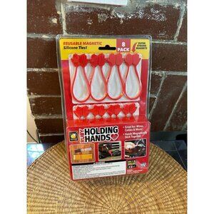 Holding Hands Ruby Cable management